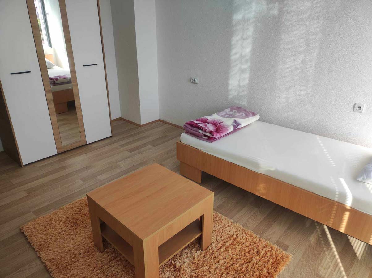 room, bed, wardrobe