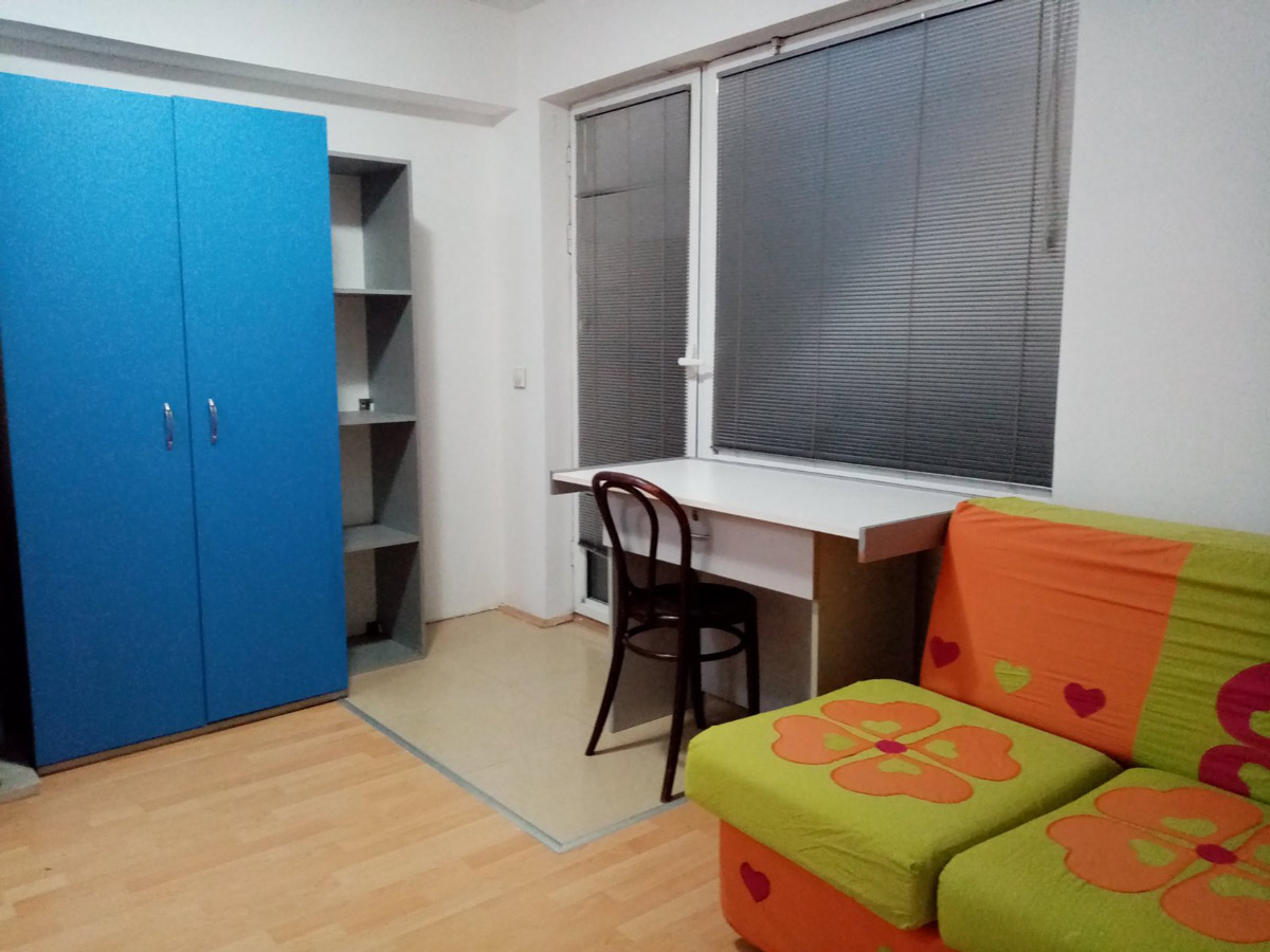 desk, wardrobe, sofa,