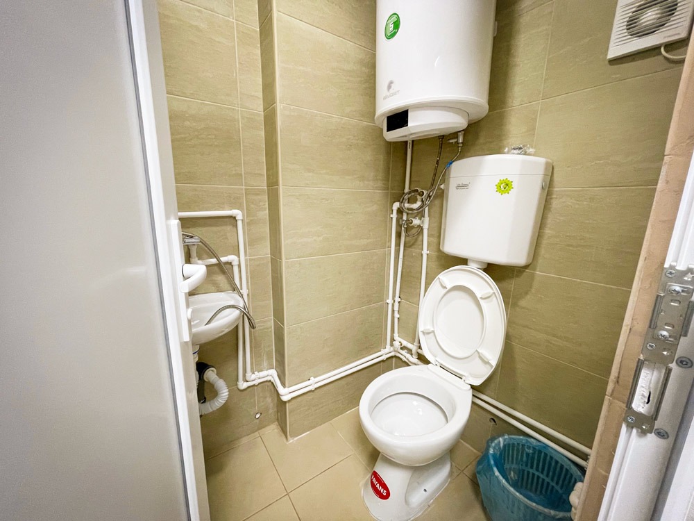 toilet, sink, shower, bathroom,