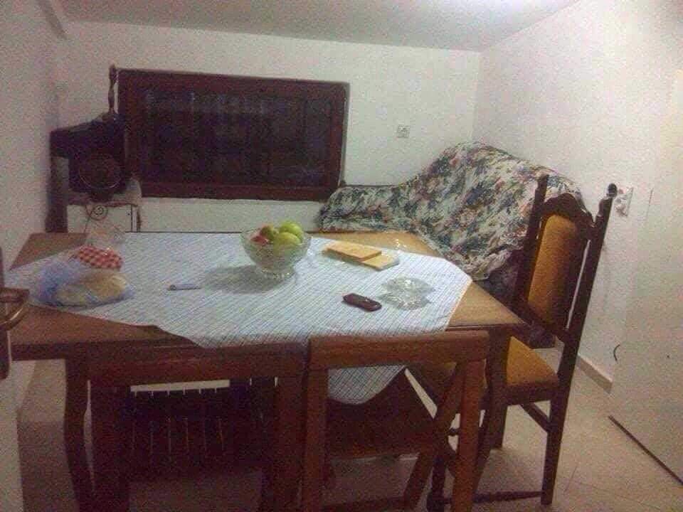 living, room, table, tv