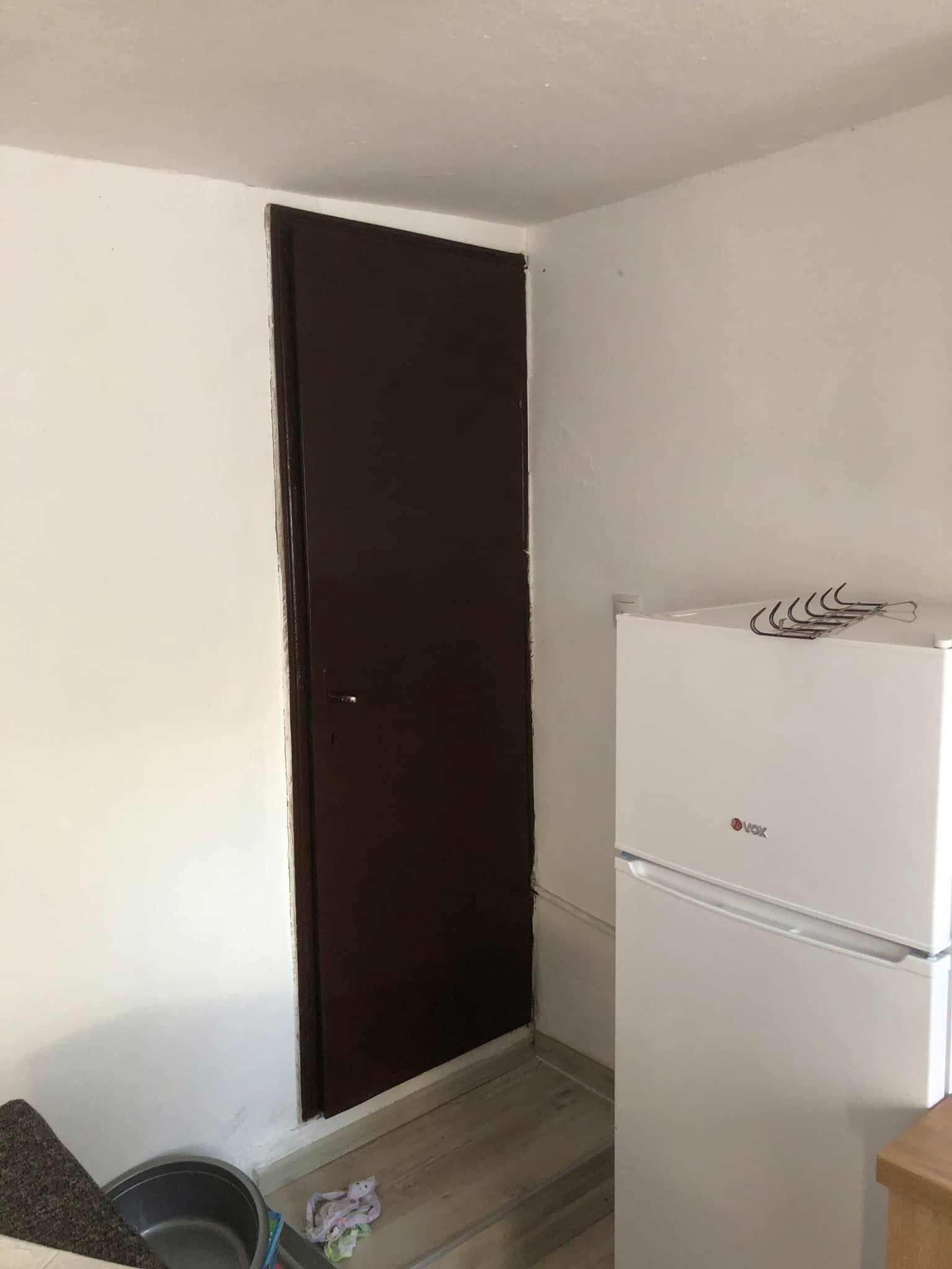 refrigerator,